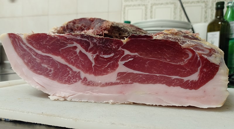 Prosciutto locale Antipasto misto Trattoria la Pineta da Dario Torri in Sabina Rieti